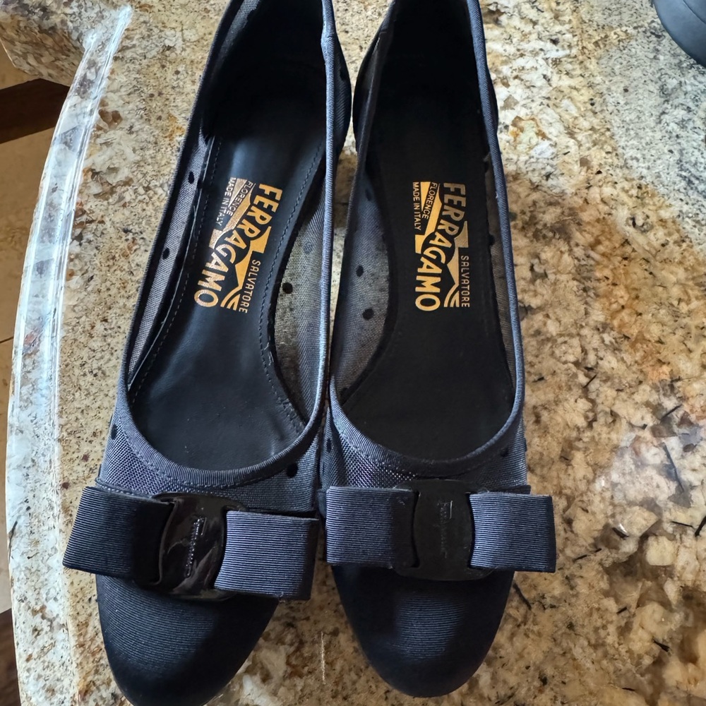 Salvatore Ferragamo Women's Black Ballet Flats